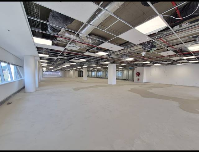 242M² OFFICE TO LET IN SANDTON CENTRAL